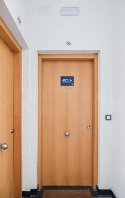 Relaxing Apartment With Parking In The Center By Rems Màlaga Exteriér fotografie